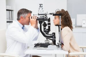 eye doctor near me that accept medicaid