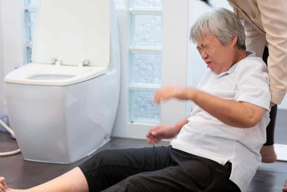 Toilet Assistance for Elderly People